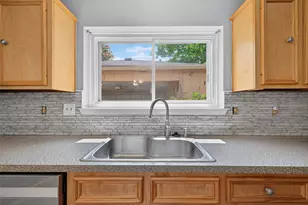 15818 Alta Mar Dr, Houston, TX 77083 - Photo 21