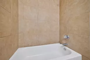 15818 Alta Mar Dr, Houston, TX 77083 - Photo 29