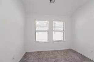 625 Royal Arch Dr, Conroe, TX 77304 - Photo 17