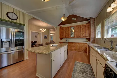 3348 W Ueckert, Bellville, TX 77418 - Photo 13