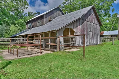 3348 W Ueckert, Bellville, TX 77418 - Photo 43