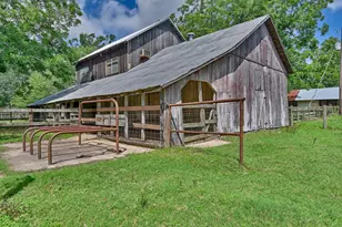 3348 W Ueckert, Bellville, TX 77418 - Photo 43