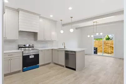 421 S Nugent Street, La Porte, TX 77571 - Photo 9