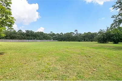 8 Middleton Street, Bayview, TX 77518 - Photo 3