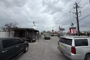 11055 Eastex Fwy, Houston, TX 77093 - Photo 3