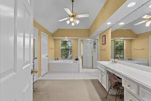 11807 Mighty Redwood Dr, Houston, TX 77059 - Photo 29