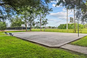 11807 Mighty Redwood Dr, Houston, TX 77059 - Photo 47