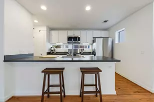 824 Ruthven St, Houston, TX 77019 - Photo 9