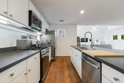 824 Ruthven Street, Houston, TX 77019 - Photo 7