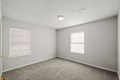 8118 Panay Drive, Houston, TX 77033 - Photo 9