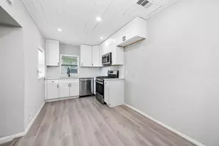 4356 Phlox St, Houston, TX 77051 - Photo 31