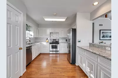 3910 Nueces Drive, Galveston, TX 77554 - Photo 17