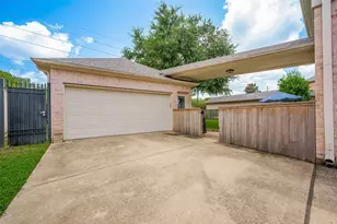 11826 Legend Manor Dr, Houston, TX 77082 - Photo 37