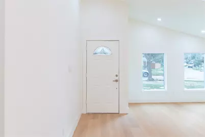 15411 Sierra Valle Drive, Houston, TX 77083 - Photo 5