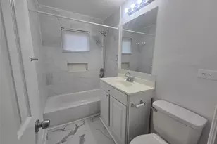 918 Winnie, Galveston, TX 77550 - Photo 7