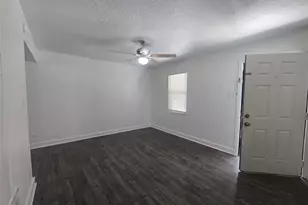 918 Winnie, Galveston, TX 77550 - Photo 9