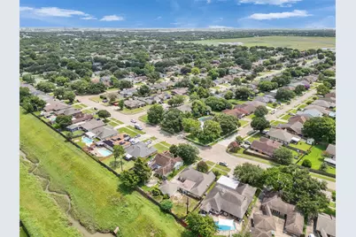 213 Valley Brook Drive, La Porte, TX 77571 - Photo 29