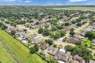 213 Valley Brook Dr, La Porte, TX 77571 - Photo 29