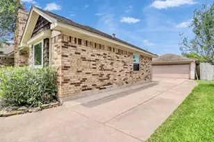 213 Valley Brook Dr, La Porte, TX 77571 - Photo 31