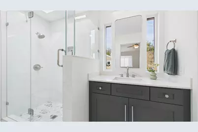 1211 Jackson Boulevard #G, Houston, TX 77006 - Photo 5