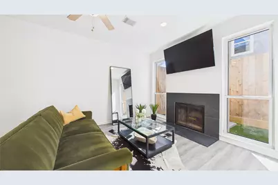 1211 Jackson Boulevard #G, Houston, TX 77006 - Photo 9