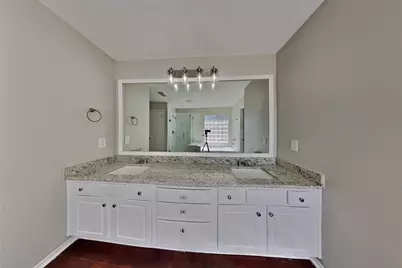 18914 Woodglen Shadows Drive, Humble, TX 77346 - Photo 13