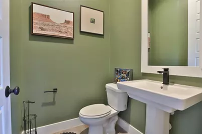 712 Pinemont Canyon Lane, Houston, TX 77018 - Photo 9