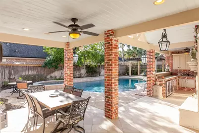 7795 Windchase Drive, Beaumont, TX 77713 - Photo 5