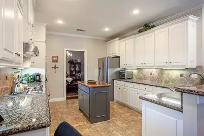 7795 Windchase Drive, Beaumont, TX 77713 - Photo 17