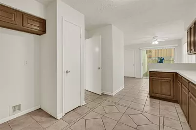 4910 Brownfields Court, Houston, TX 77066 - Photo 11