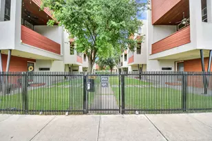 1113 W 17th St, Houston, TX 77008 - Photo 5