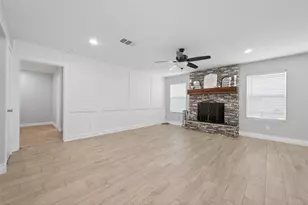 2127 Whispering Trails Cir, Kingwood, TX 77339 - Photo 11