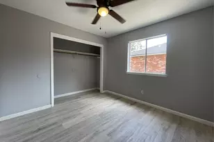9614 Wellsworth Dr, Houston, TX 77083 - Photo 7