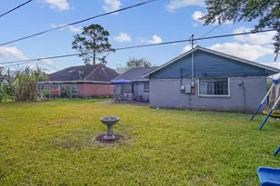 10939 Dunvegan Way, Houston, TX 77013 - Photo 25