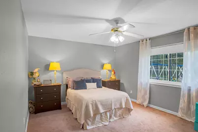 10939 Dunvegan Way, Houston, TX 77013 - Photo 13