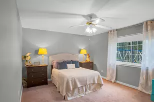 10939 Dunvegan Way, Houston, TX 77013 - Photo 13