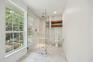 1003 Blue Willow Dr, Houston, TX 77042 - Photo 11