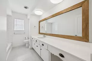 1003 Blue Willow Dr, Houston, TX 77042 - Photo 13