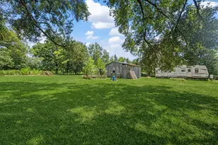 298 County Rd 2197, Cleveland, TX 77327 - Photo 15
