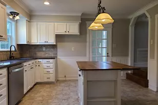 15896 Tree Monkey Rd, Conroe, TX 77303 - Photo 5