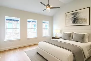 8728 Park Kolbe Ln, Houston, TX 77080 - Photo 9