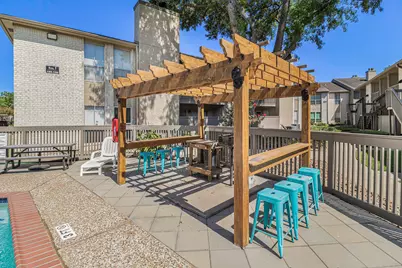 1900 Bay Area Boulevard #121, Houston, TX 77058 - Photo 19