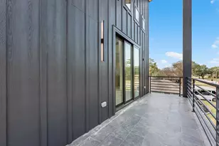 943 W 31st St, Houston, TX 77018 - Photo 23