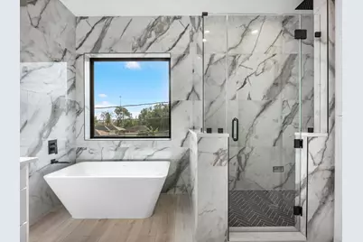 943 W 31st Street, Houston, TX 77018 - Photo 15