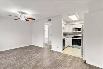 11002 Hammerly Boulevard #227, Houston, TX 77043 - Photo 19