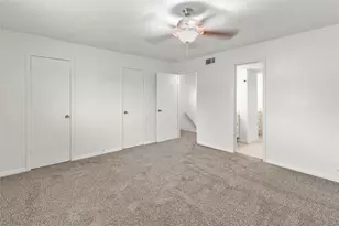11002 Hammerly Blvd, Houston, TX 77043 - Photo 13