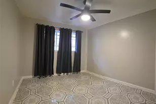 6434 Woodland Trails Dr, Houston, TX 77088 - Photo 7