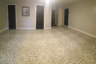 6434 Woodland Trails Dr, Houston, TX 77088 - Photo 11