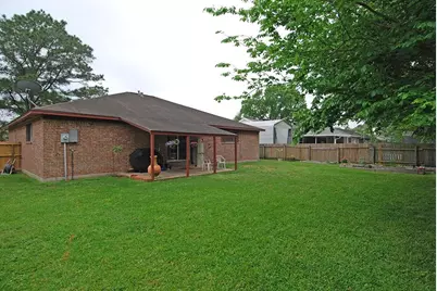 5421 Thistle Drive, Dickinson, TX 77539 - Photo 15
