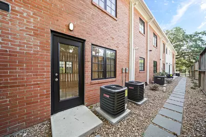 520 Lovett Boulevard #1C, Houston, TX 77006 - Photo 21